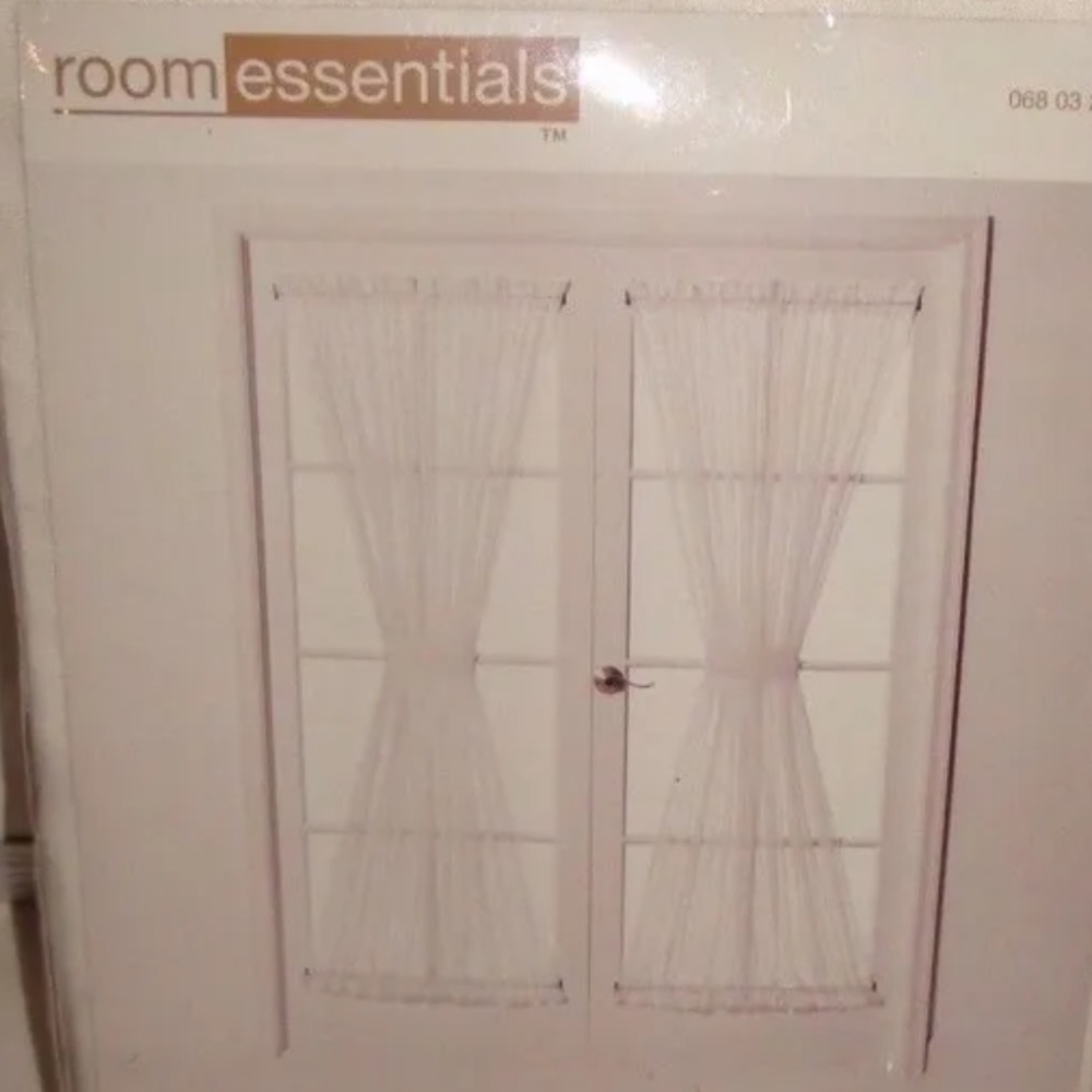 Room Essentials Two Door Panels 120" x 72" New